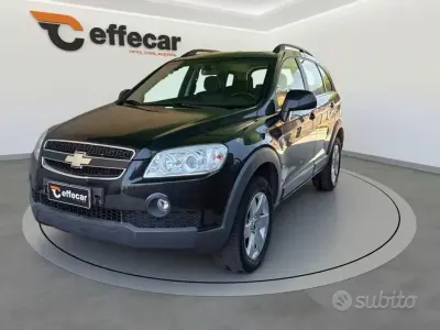 Usata Chevrolet Captiva 126 CV (92 kW) 2010 Nero SUV