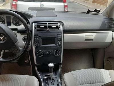 Usata Mercedes 200 190 CV (139 kW) 2009
