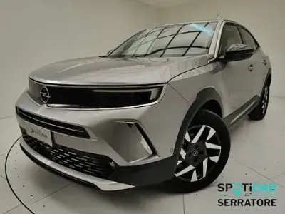 Usata Opel Mokka Elegance 101 CV (74 kW) 2023 Grigio SUV