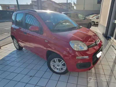 Käytetty Fiat Panda Pop Star 69 HP (50 kW) 2014 Punainen Viistoperä