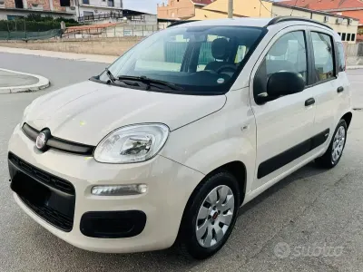 Usata Fiat Panda Lounge 69 CV (50 kW) 2014 Beige Utilitaria