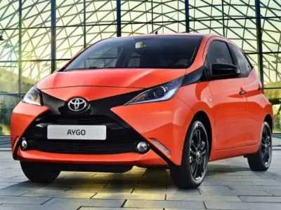 Usata Toyota Aygo Cool 69 CV (50 kW) 2017 Utilitaria