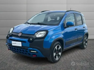Usata Fiat Panda Cross Cross 69 CV (50 kW) 2023 Blu Utilitaria