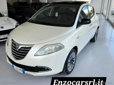 Usado Lancia Ypsilon S 95 CV (69 kW) 2011 Blanco Utilitario