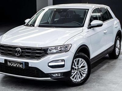 Usata VW T-Roc Business 150 CV (110 kW) 2022 White silver metallizzato SUV