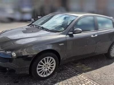Usata Alfa Romeo 147 Executive 2009 Grigio Utilitaria