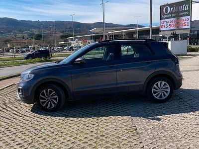 Usata VW T-Cross 110 CV (80 kW) 2022 Grigio SUV