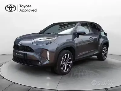 Gebraucht Toyota Yaris Cross Trend 116 PS (85 kW) 2021 Grau SUV