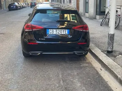 Usata Mercedes A160 109 CV (80 kW) 2020 Nero Utilitaria