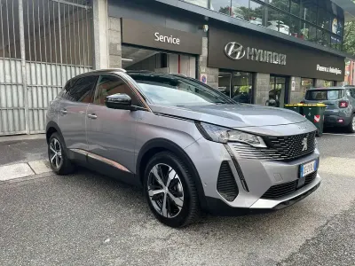 Usata Peugeot 3008 GT 92 CV (67 kW) 2021 Grigio chiaro SUV