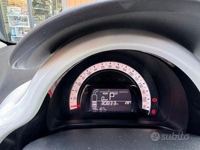 Usata Renault Twingo 30 kW (42 CV) 2021 Blu Utilitaria