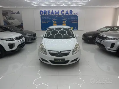 Usado Opel Corsa Club 75 CV (55 kW) 2008 Blanco Utilitario