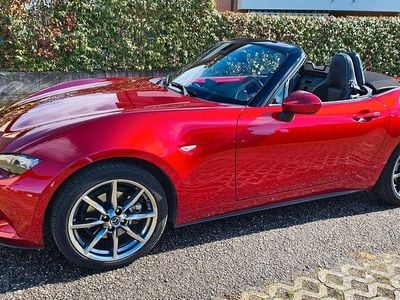Usata Mazda MX5 Inclusive 184 CV (135 kW) 2020 Rosso Cabrio