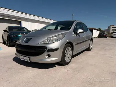 Usata Peugeot 207 68 CV (50 kW) 2007 Grigio Berlina