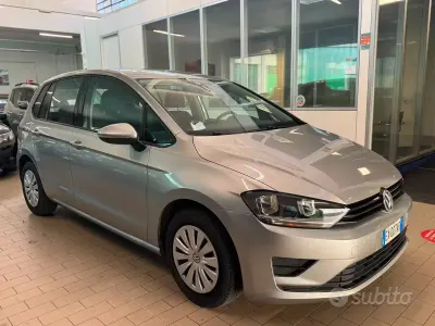 Usata VW Golf Sportsvan Trendline 110 CV (80 kW) 2014 Grigio Monovolume