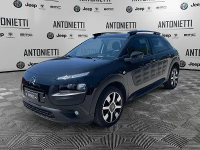 Usata Citroën C4 Shine 99 CV (72 kW) 2017 Nero SUV