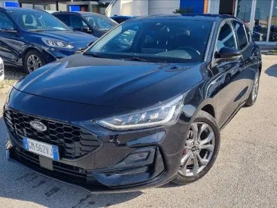 Usado Ford Focus ST-Line 125 HP (91 kW) 2023 Preto Sedan