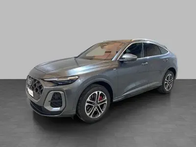 Usata Audi Q5 Sportback S-Line 204 CV (150 kW) 2025 Grigio daytona perlato SUV