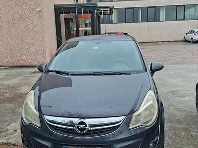 Usata Opel Corsa 45 CV (33 kW) 2013 Grigio Utilitaria
