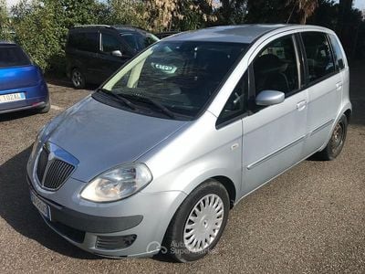 Usata Lancia Musa 69 CV (50 kW) 2006 Grigio Monovolume