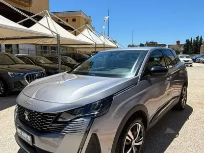 Usata Peugeot 3008 Allure 131 CV (96 kW) 2022 Grigio SUV