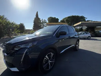 Usata Peugeot 3008 Allure 131 CV (96 kW) 2024 SUV