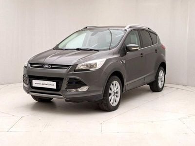 Usata Ford Kuga Titanium 150 CV (110 kW) 2015 Grigio SUV