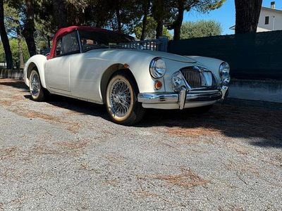 Usata MG MGA 1960 Bianco Cabrio