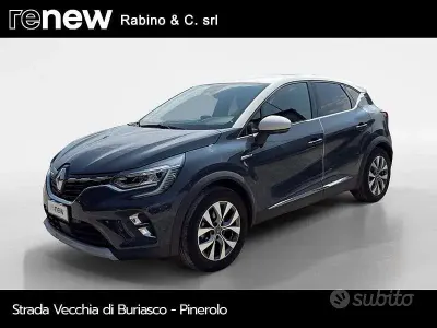 Usata Renault Captur Intens 101 CV (74 kW) 2020 Bluazzurro SUV