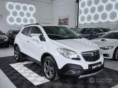 Usata Opel Mokka Cosmo 131 CV (96 kW) 2015 Bianco SUV