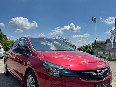 Usata Opel Astra Business Elegance 122 CV (89 kW) 2021 Rosso Berlina