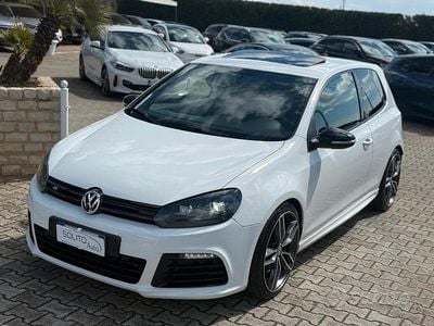 Usata VW Golf VI R 270 CV (198 kW) 2011 Bianco Utilitaria