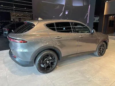 Usata Alfa Romeo Tonale Sprint 131 CV (96 kW) 2023 Grigio metallizzato SUV