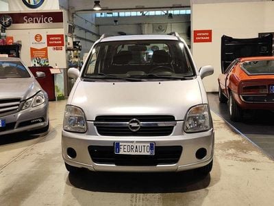 Usata Opel Agila Club 60 CV (44 kW) 2005 Grigio argento Monovolume