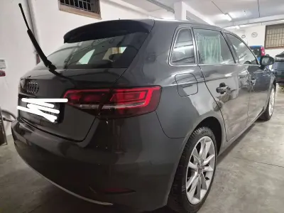 Usata Audi A3 Sport 110 CV (80 kW) 2018 Grigio Berlina