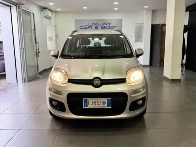 Gebraucht Fiat Panda Lounge 69 PS (50 kW) 2017 Grau Kleinwagen