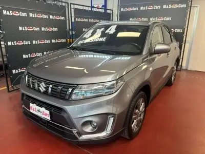Usata Suzuki Vitara Cool 129 CV (94 kW) 2021 Grigio SUV