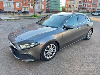 Usata Mercedes A180 116 CV (85 kW) 2020 Grigio Berlina