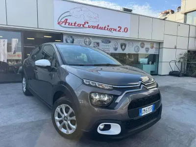 Usata Citroën C3 Feel 83 CV (61 kW) 2023 Grigio scuro Utilitaria