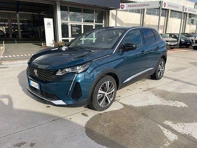 Usata Peugeot 3008 Allure 131 CV (96 kW) 2023 Blu SUV