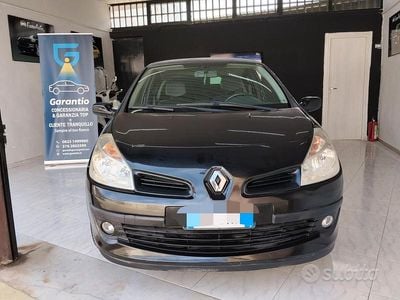 Usata Renault Clio II 85 CV (62 kW) 2007 Nero Berlina