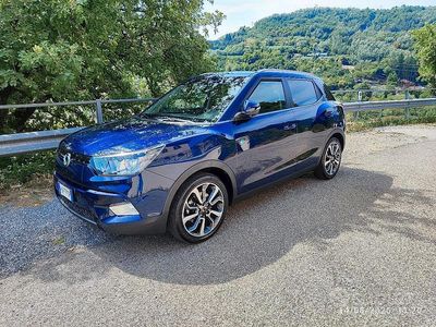Usata Ssangyong (KGM) Tivoli 128 CV (94 kW) 2018 Blu SUV