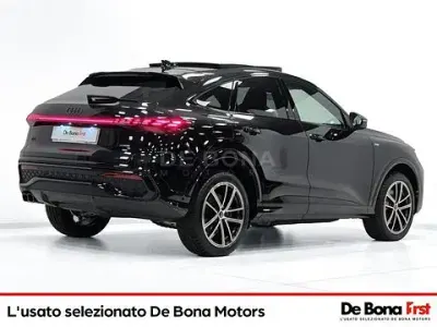 Nuova Audi Q5 Sportback S-Line 204 CV (150 kW) 2026 Nero SUV