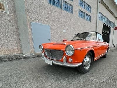 Usata Fiat 1200 59 CV (43 kW) 1960 Arancione Cabrio