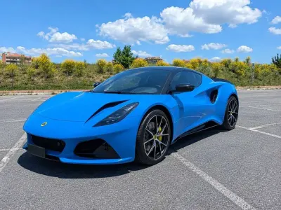 Usata Lotus Emira 360 CV (264 kW) 2025 Blu/azzurro Coupé