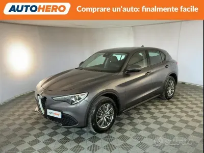 Usata Alfa Romeo Stelvio Executive 209 CV (153 kW) 2019 Grigio SUV