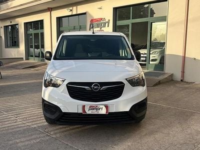 Usata Opel Combo S 130 CV (95 kW) 2020 Bianco Berlina