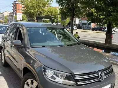 Usata VW Tiguan 125 CV (91 kW) 2015 Grigio SUV