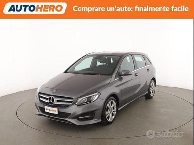 Usata Mercedes B160 AMG 102 CV (75 kW) 2018 Grigio Monovolume