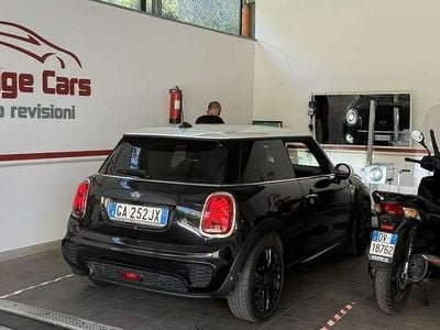 Usata Mini John Cooper Works 75 CV (55 kW) 2020 Nero Utilitaria
